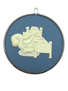 Hallmark 1991 “Jesus Loves Me” Christmas Ornament